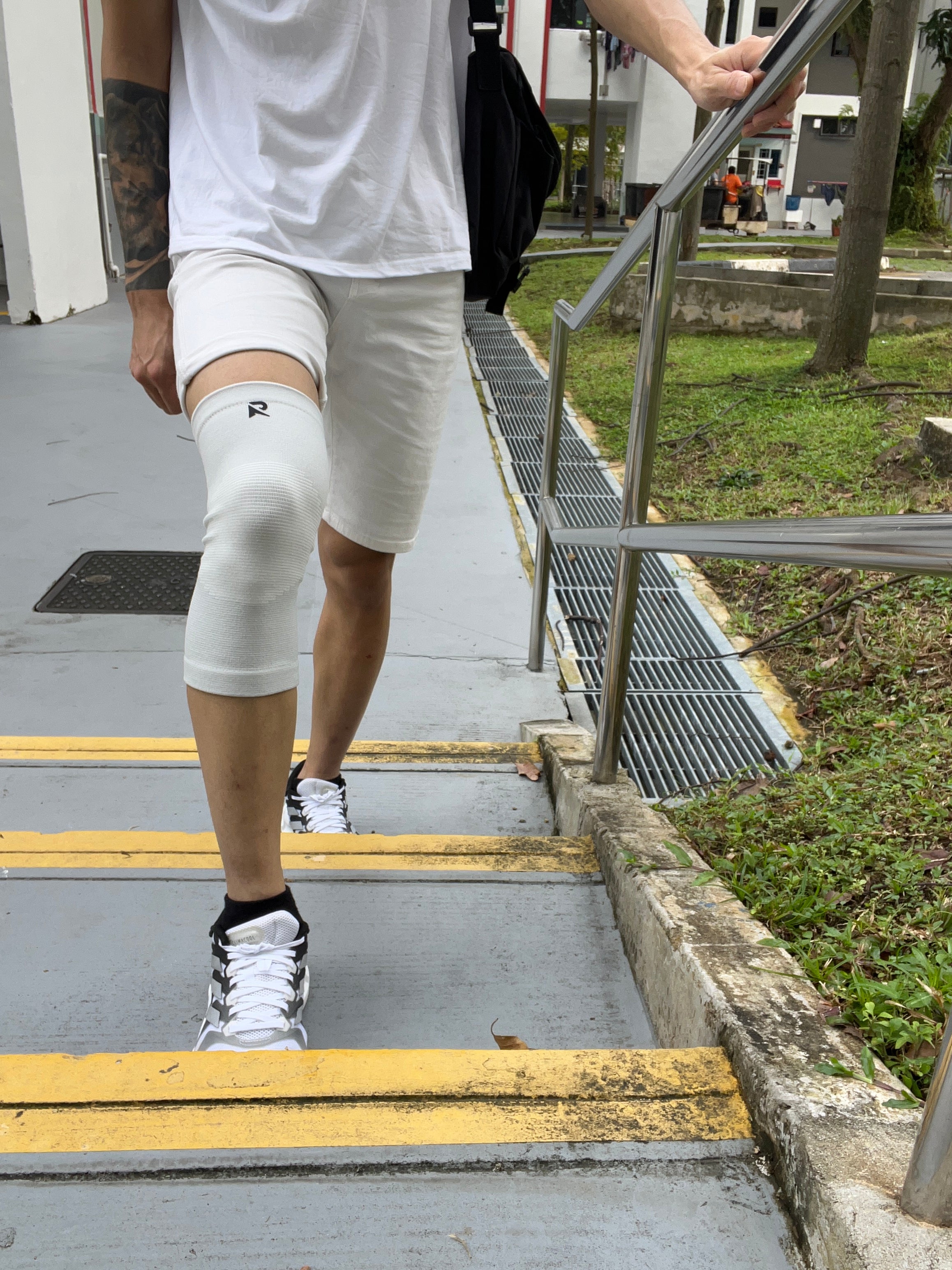 Recovry™ V2 Kneesleeve